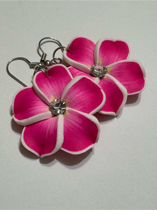 None Jewelry - PLUMERIA EARRINGS